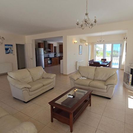 Villa Dafni Paralimni Luaran gambar