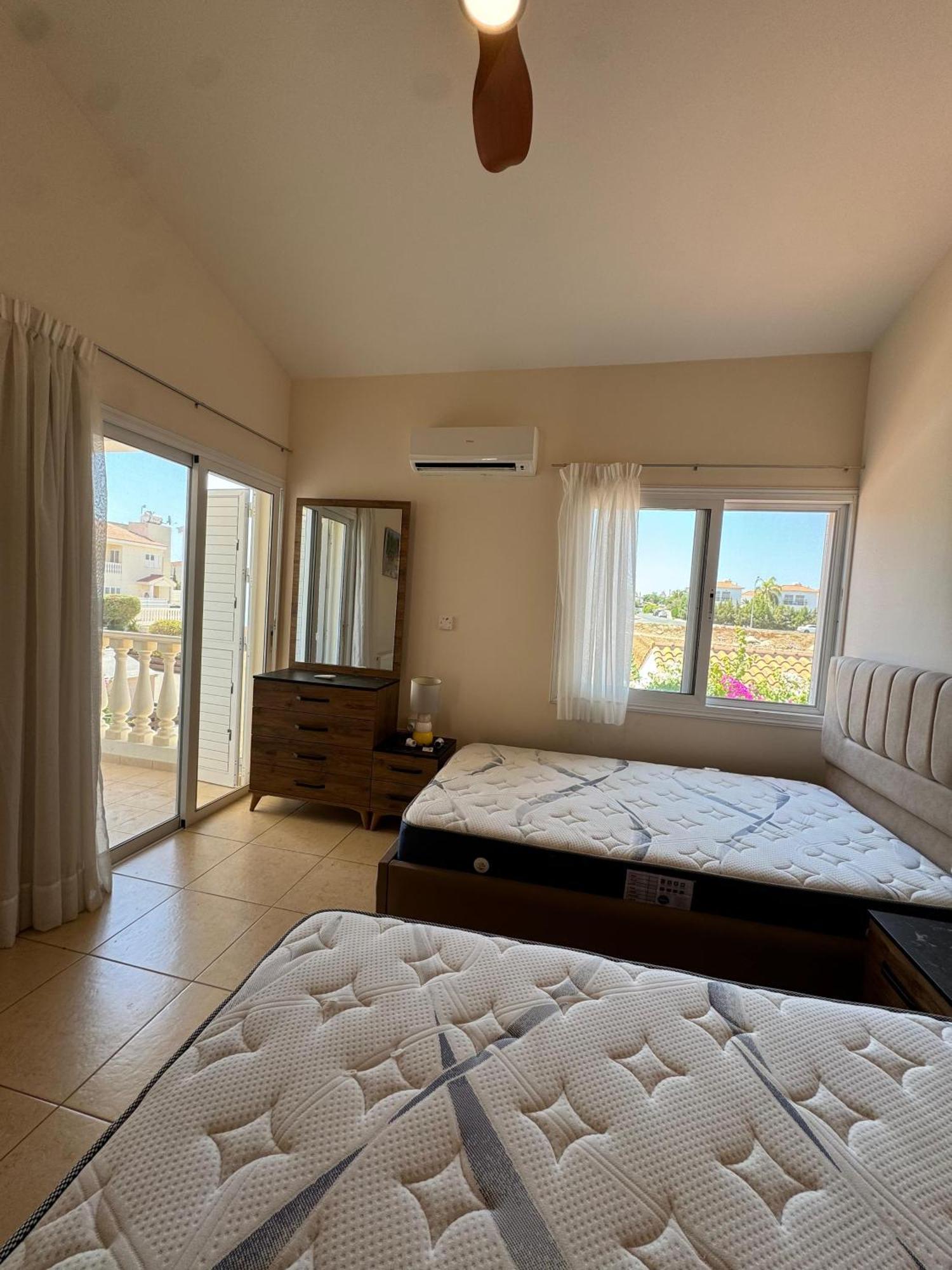 Villa Dafni Paralimni Luaran gambar